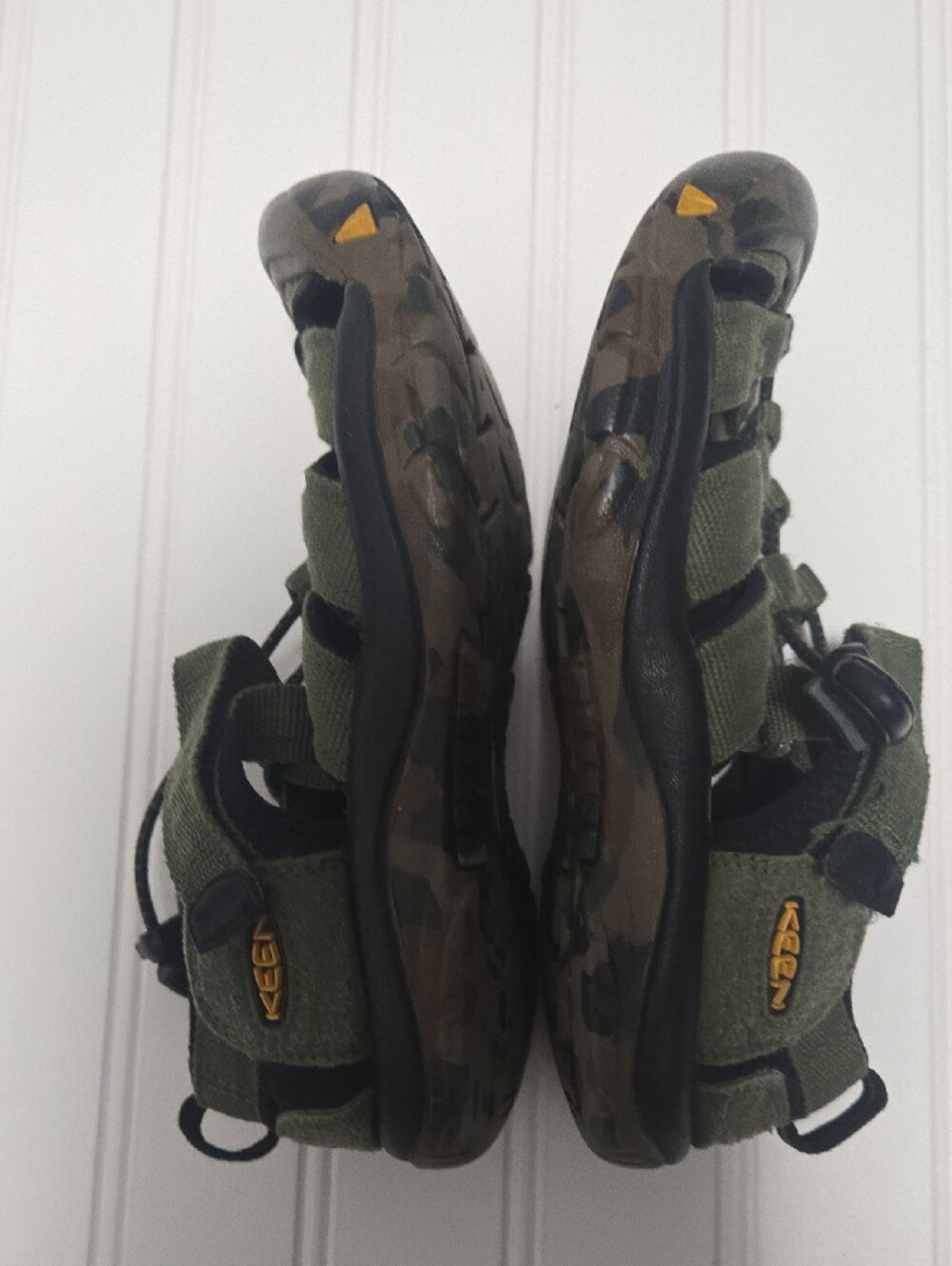 Keen Kid Waterproof Outdoor Sandals / Size 2 - Picture 3 of 5
